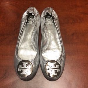 tory burch flats